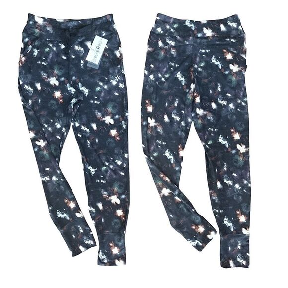 Nine West Active Moisture Wicking Black Floral High Rise Leggings Medium - Picture 3 of 11